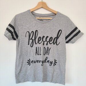On Fire Gray Short Sleeve Blessed All Day Everyday Print T-Shirt Size L